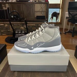 🚨 SOLD ‼️ Air Jordan 11 Retro, Cool Grey(2021)